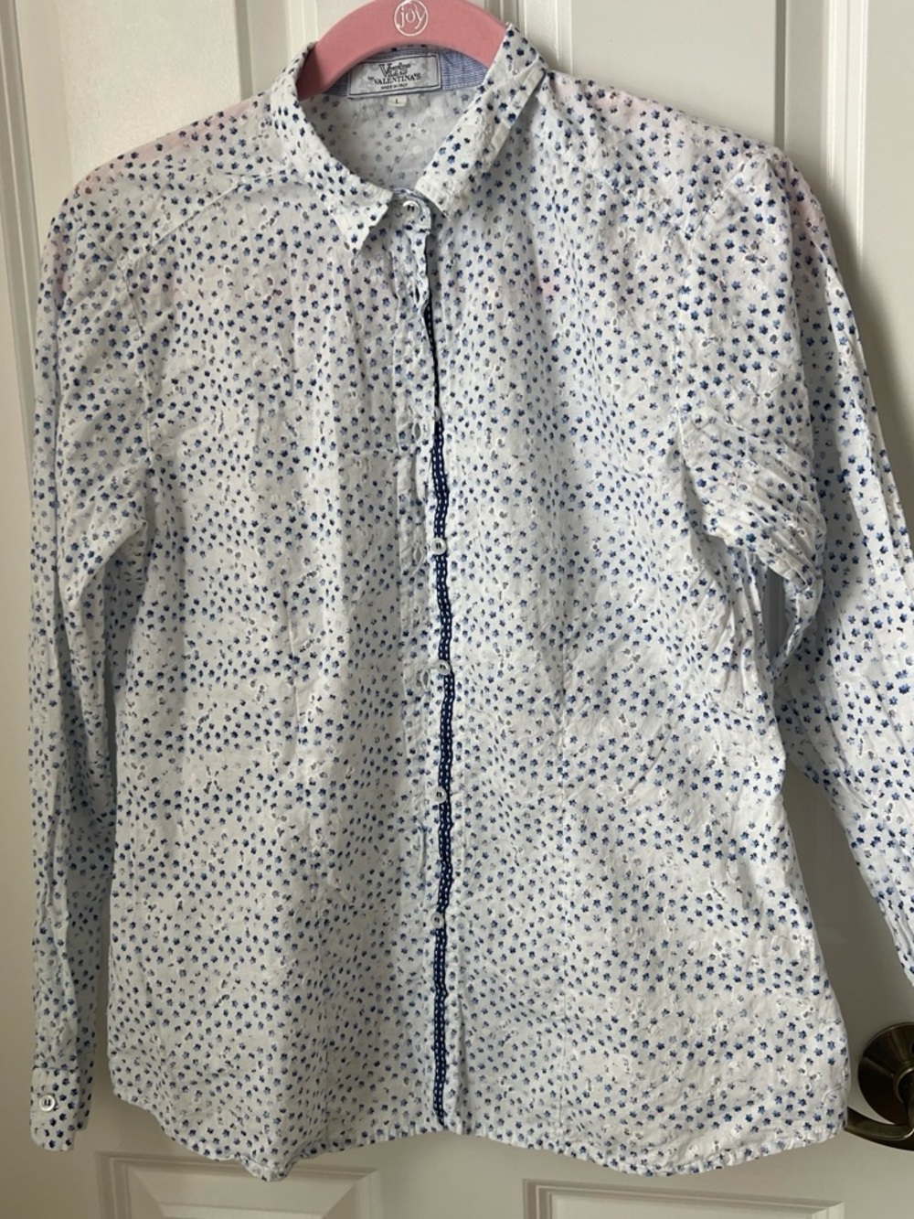 Italian designer Valentina‘s Long-Sleeve Button-Up Shirt